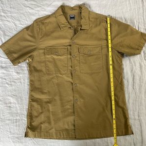 EUC Todd Snyder Two Pocket Utility Short Sleeve Shirt, Large